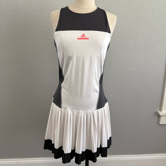 Adidas x Stella McCartney Tennis Dress Size Medium - Picture 1 of 7